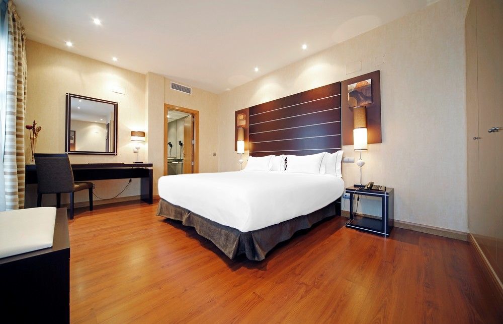 B&B Hotel Madrid Фуенлабрада Екстериор снимка